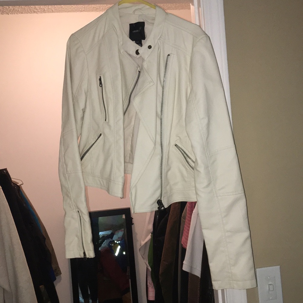 White leather jacket Forever 21